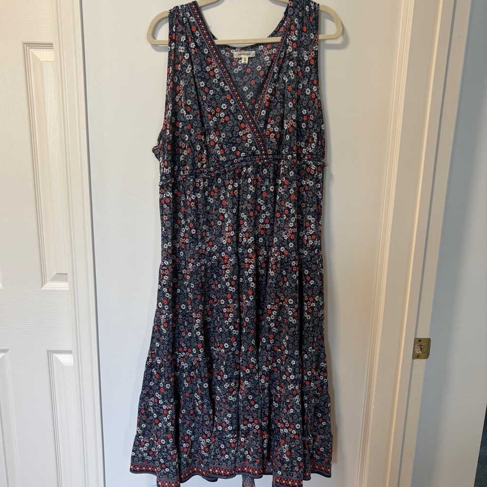 Max Studio floral print empire waist tiered midi dress Size 2XL